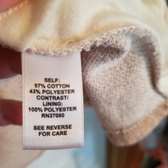 Cato 3/4 sleeves, pullover top, dolled up Jersey style - Picture 4 of 5